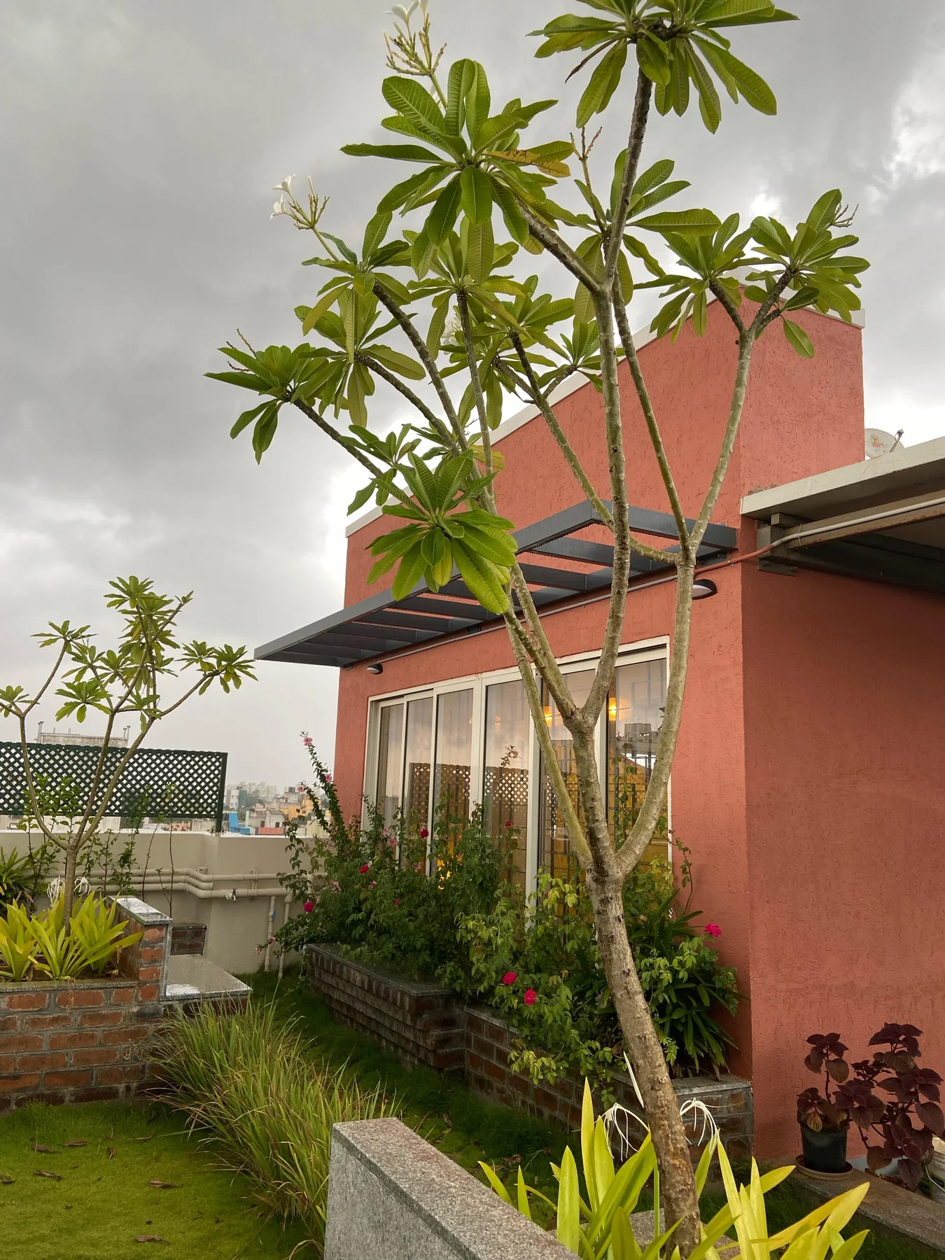 Urban Pent House, a Think Design residential project